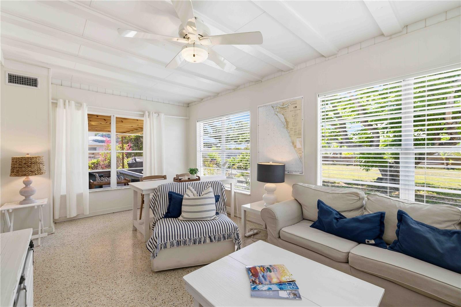 624 BAYSHORE RD, NOKOMIS, FL, 34275