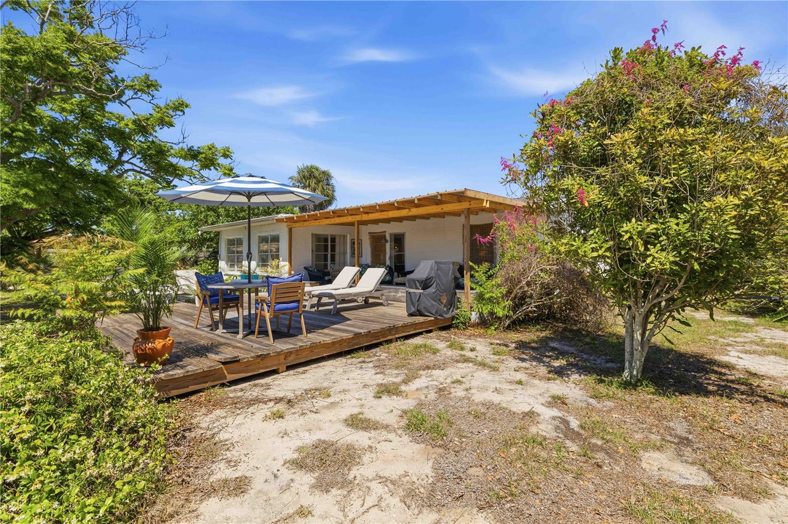 624 BAYSHORE RD, NOKOMIS, FL, 34275