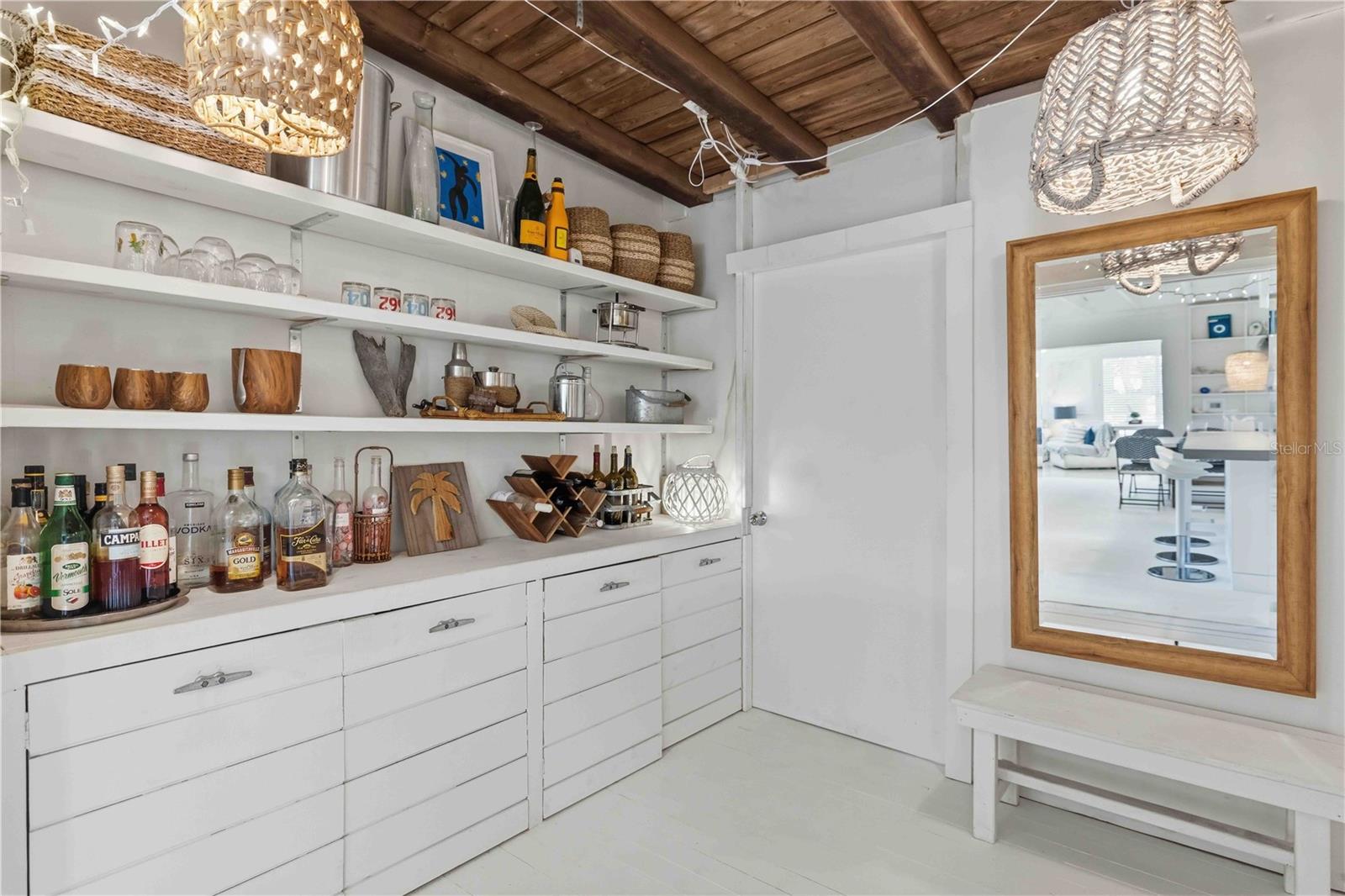 624 BAYSHORE RD, NOKOMIS, FL, 34275