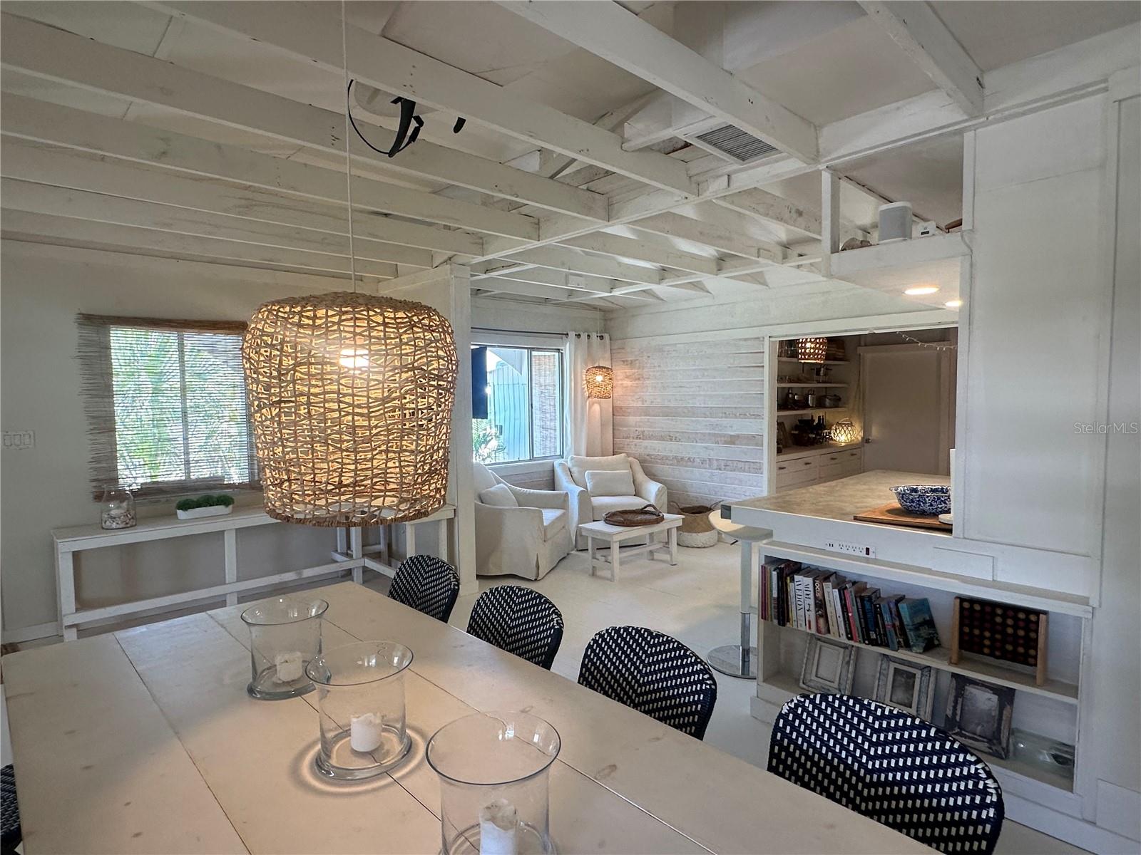 624 BAYSHORE RD, NOKOMIS, FL, 34275