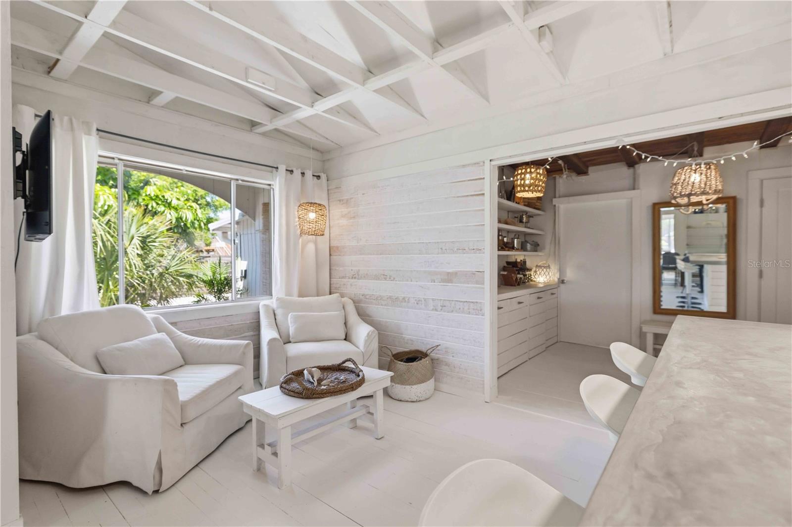 624 BAYSHORE RD, NOKOMIS, FL, 34275