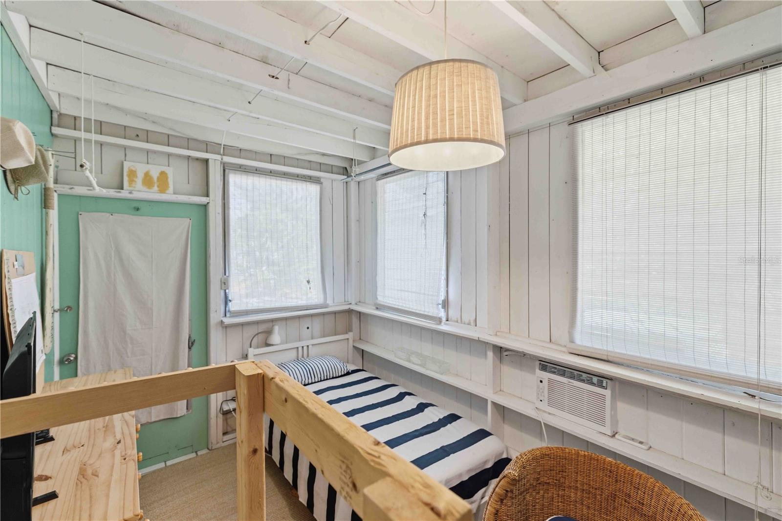 624 BAYSHORE RD, NOKOMIS, FL, 34275