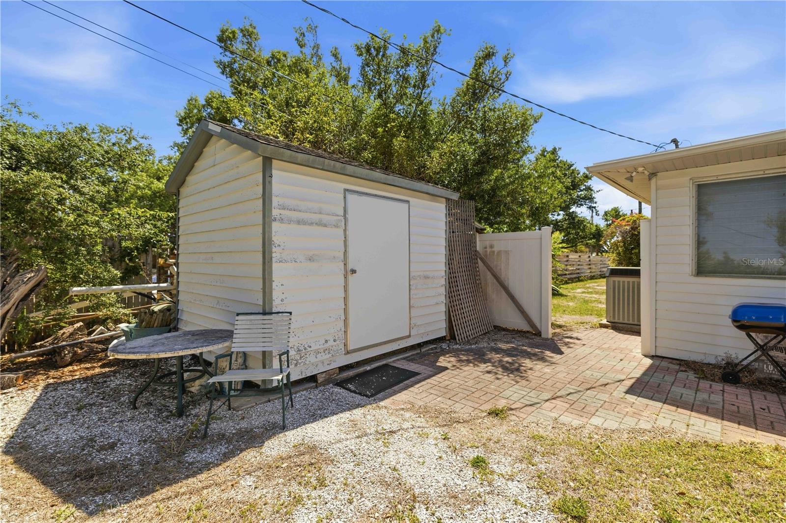 624 BAYSHORE RD, NOKOMIS, FL, 34275