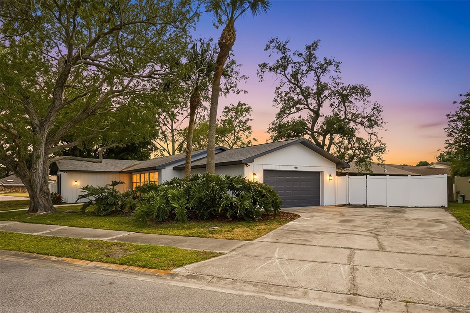 9516 MERRIMOOR BLVD, SEMINOLE, FL, 33777