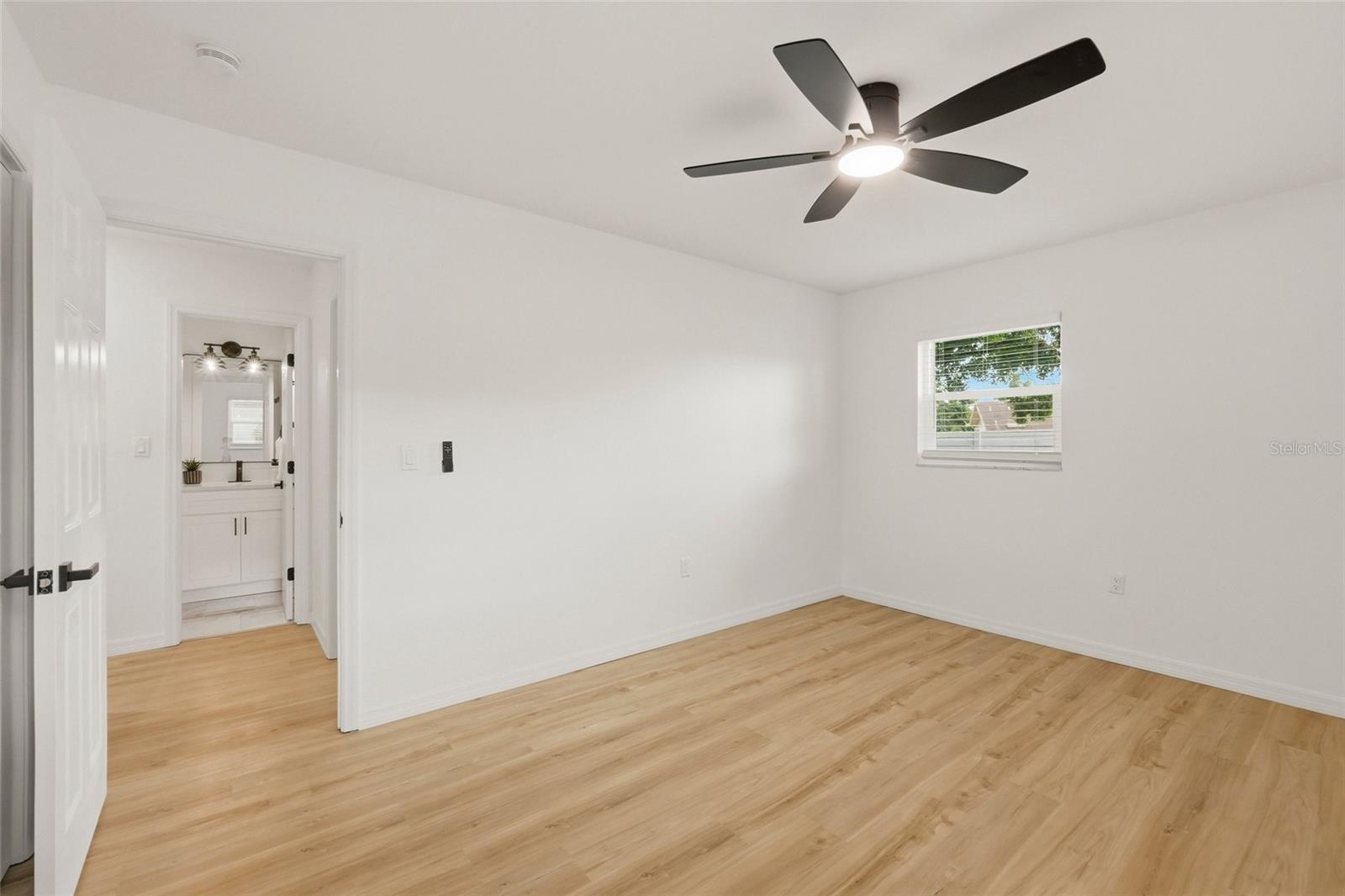 9516 MERRIMOOR BLVD, SEMINOLE, FL, 33777