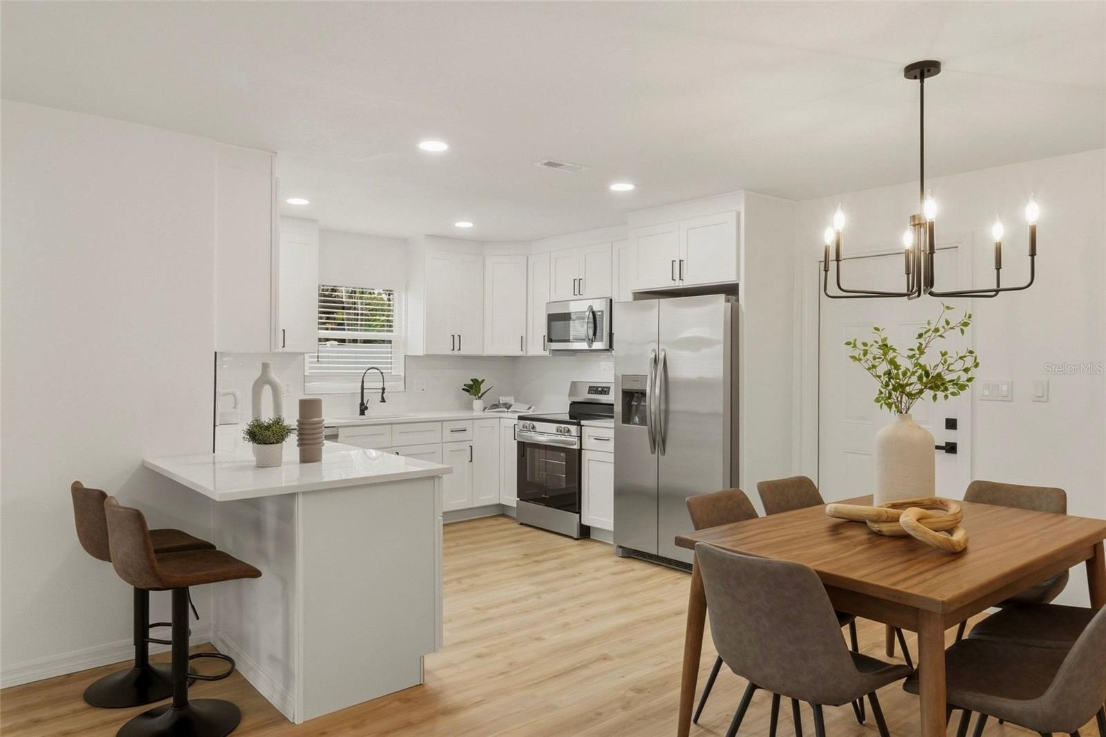 9516 MERRIMOOR BLVD, SEMINOLE, FL, 33777