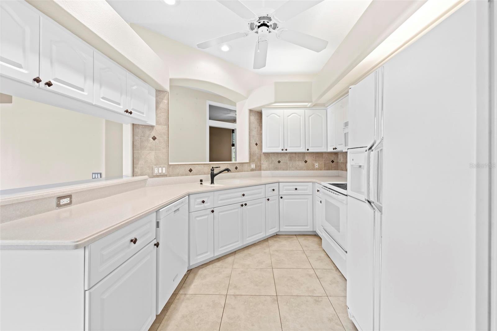 15028 MIDDLE FAIRWAY DR, SPRING HILL, FL, 34609