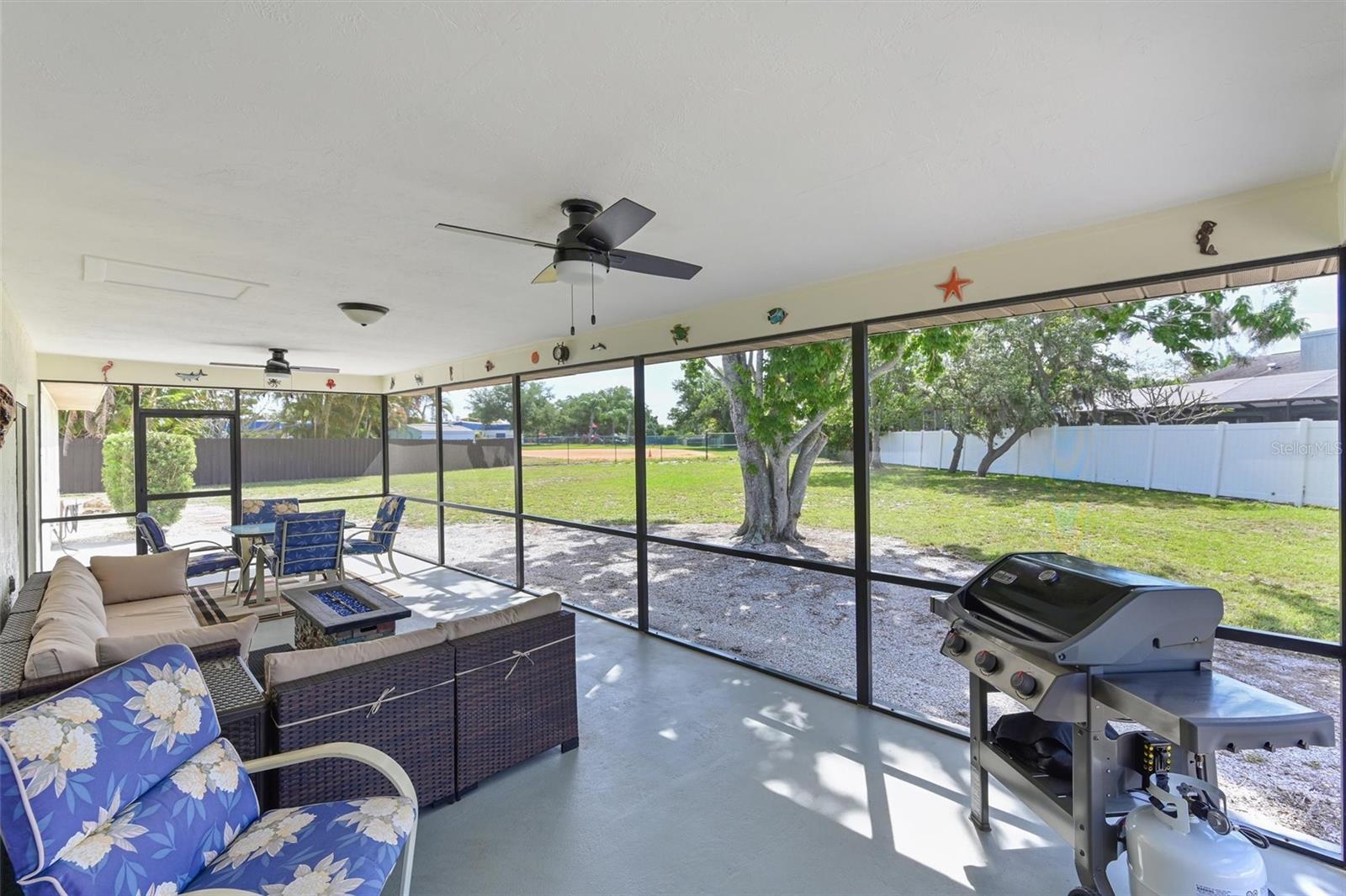 8103 13TH AVE NW, BRADENTON, FL, 34209