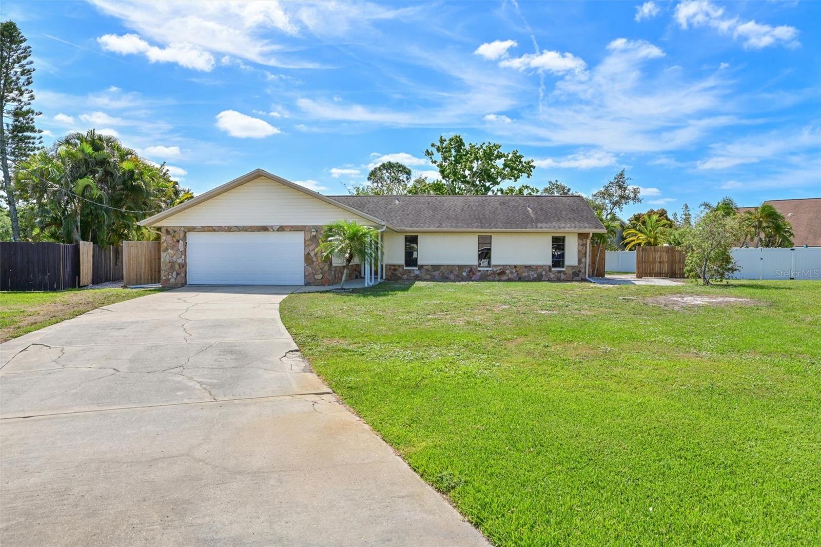 8103 13TH AVE NW, BRADENTON, FL, 34209