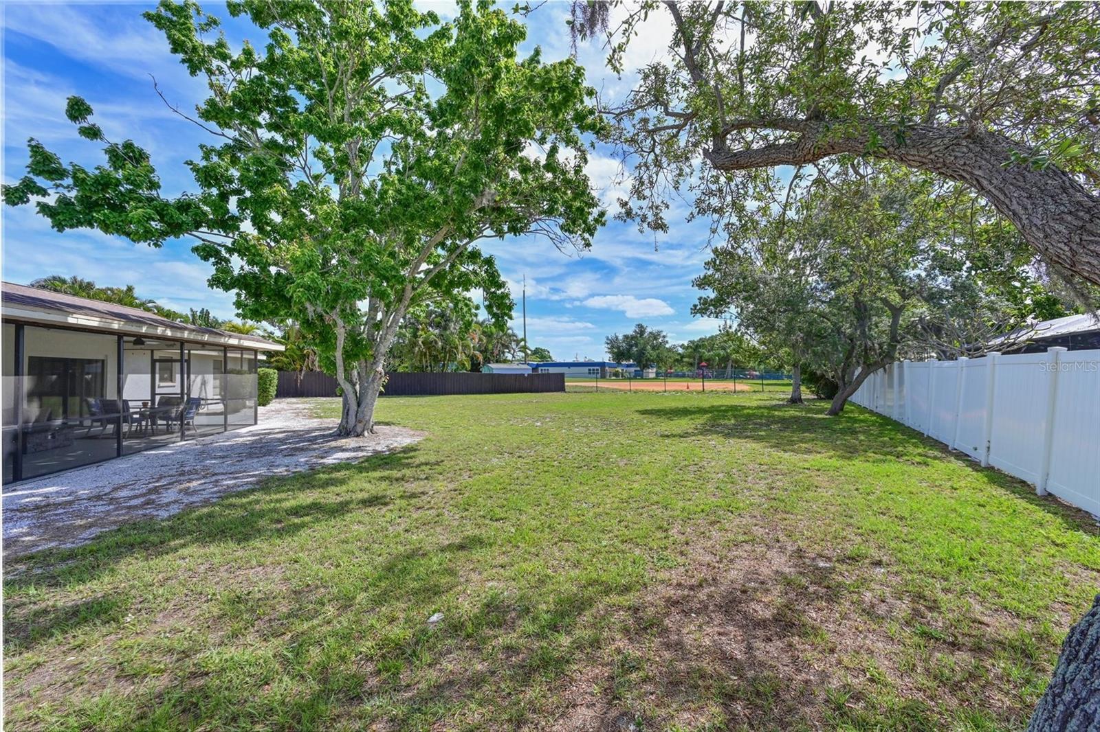 8103 13TH AVE NW, BRADENTON, FL, 34209