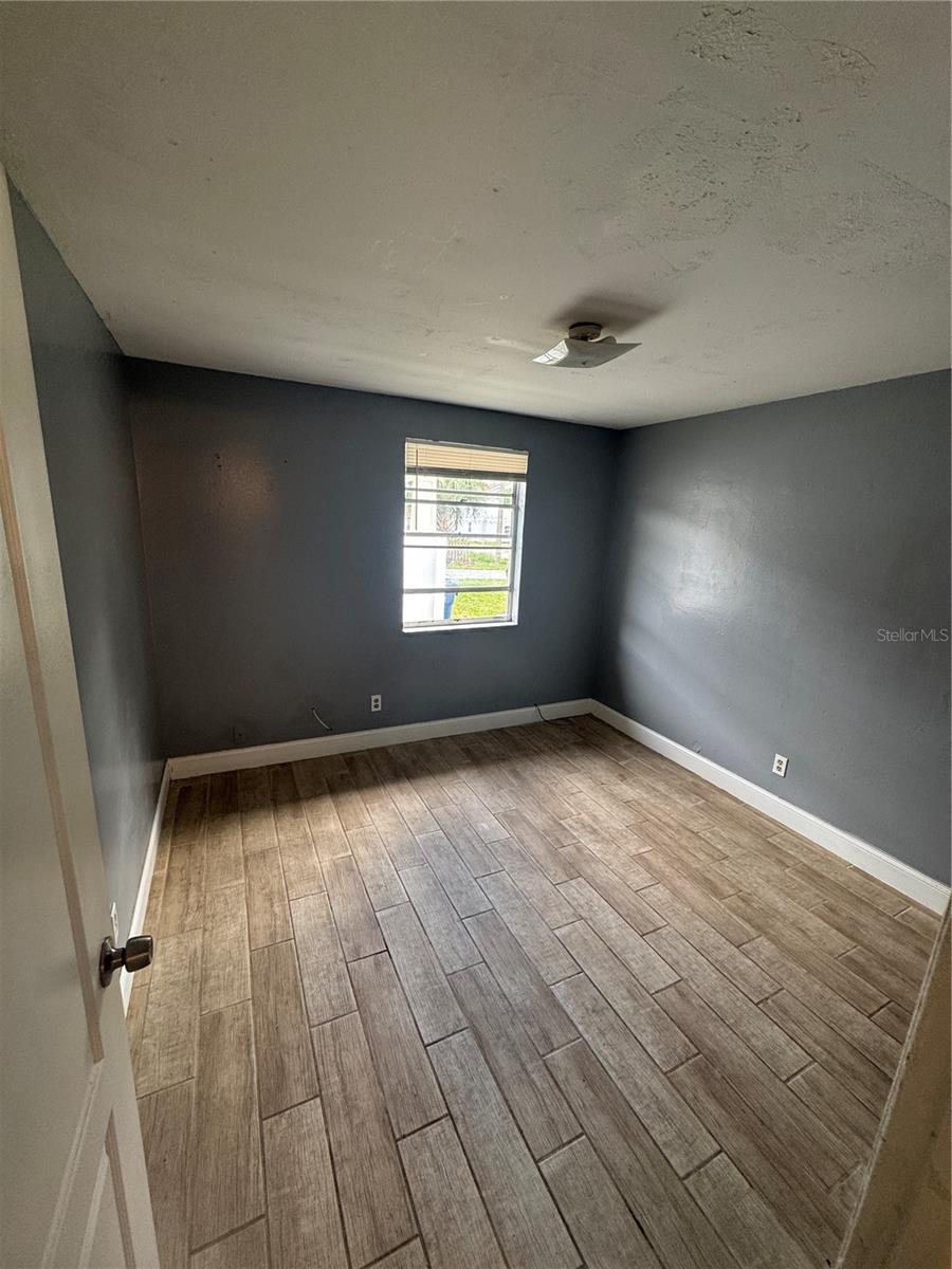 8105 N KLONDYKE ST, TAMPA, FL, 33604