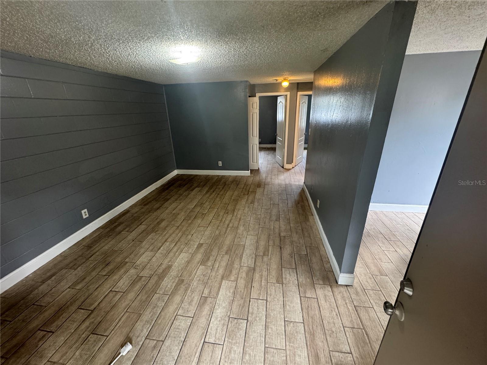 8105 N KLONDYKE ST, TAMPA, FL, 33604