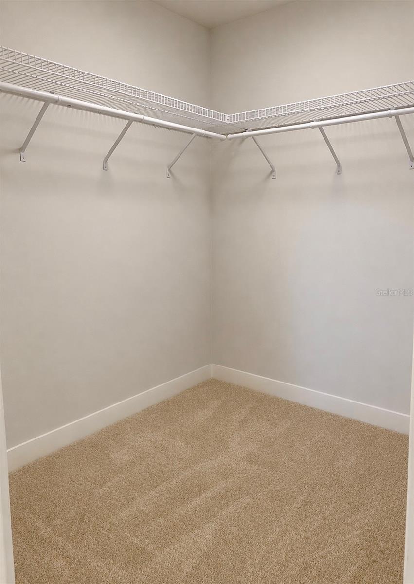 1741 CROWNCREST DR, APOPKA, FL, 32703