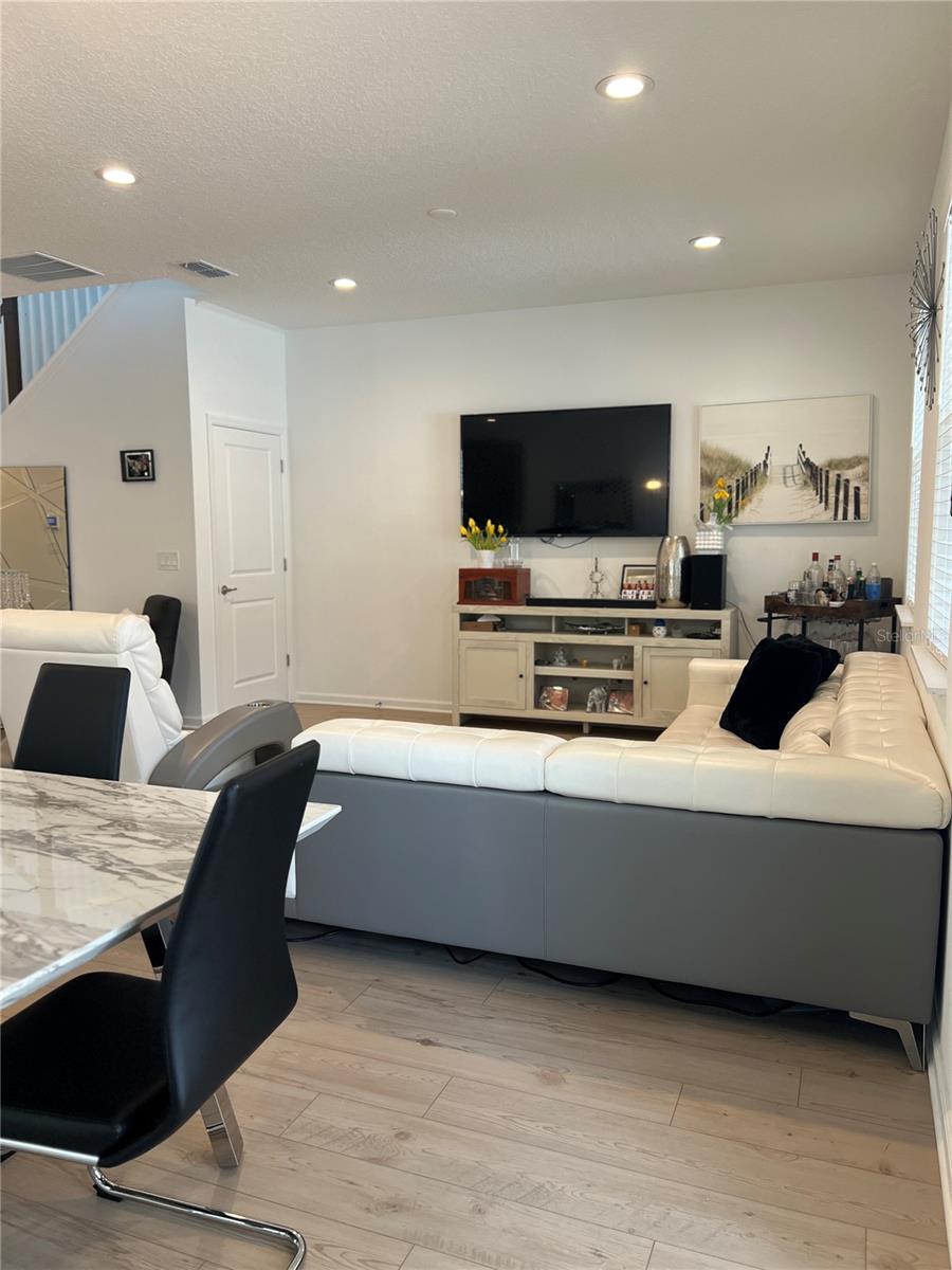 1741 CROWNCREST DR, APOPKA, FL, 32703