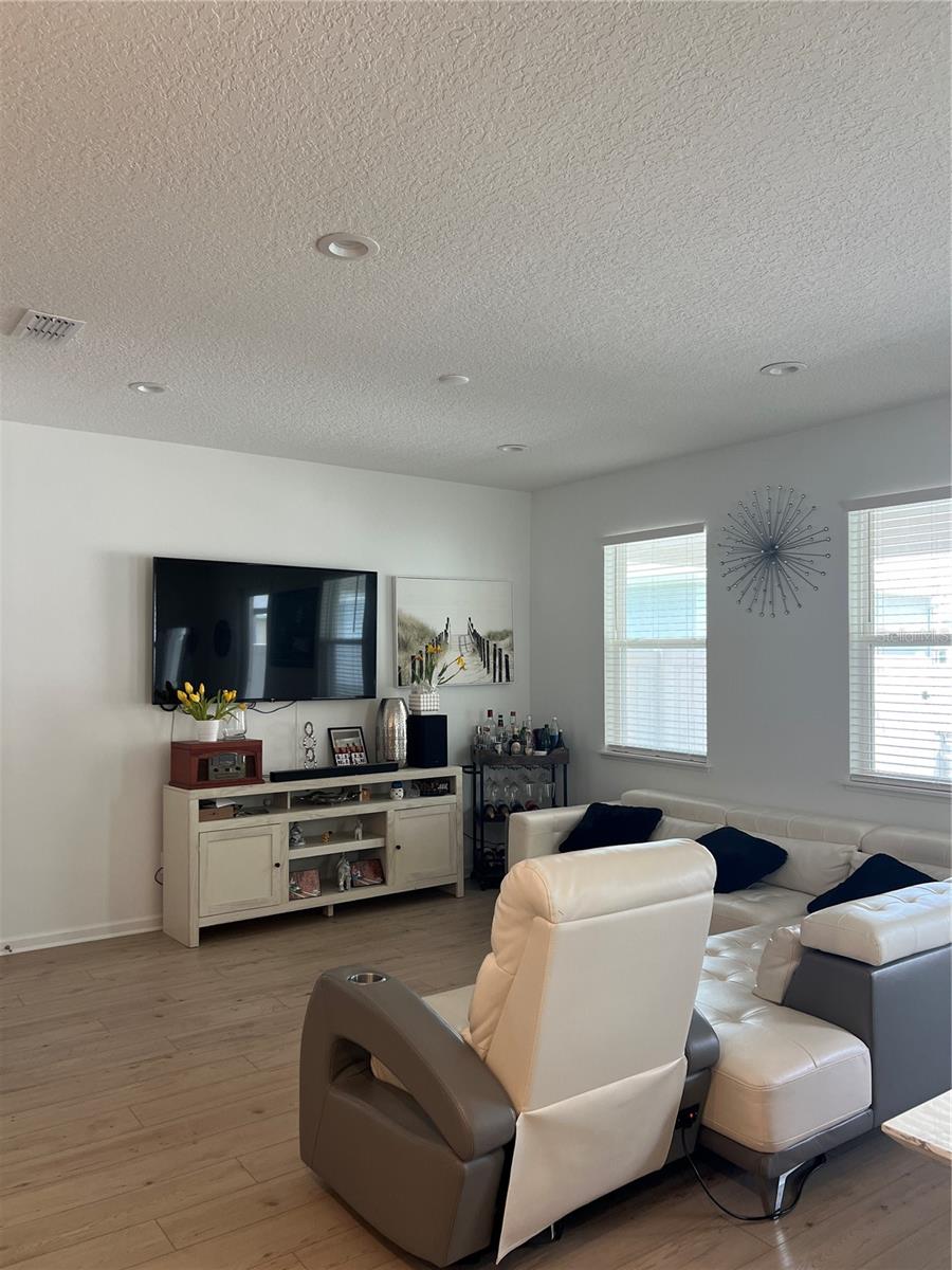 1741 CROWNCREST DR, APOPKA, FL, 32703