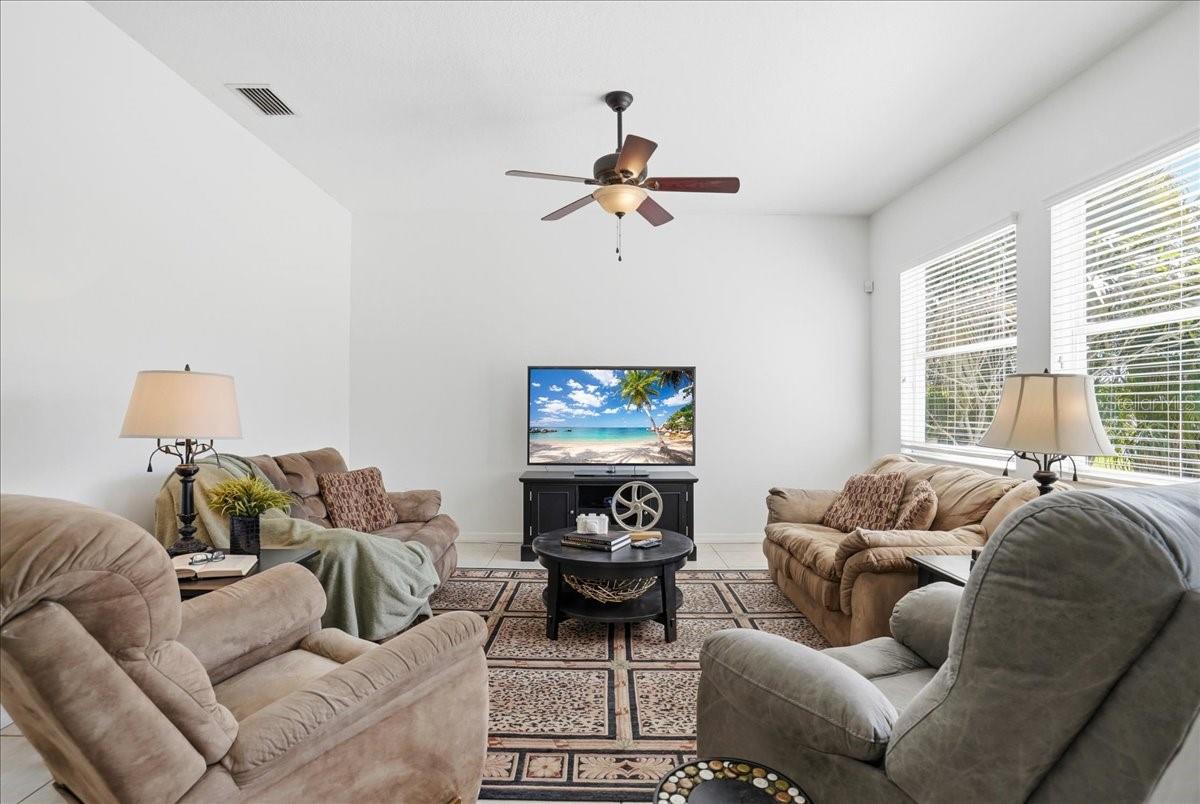 5809 LEXINGTON DR, PARRISH, FL, 34219