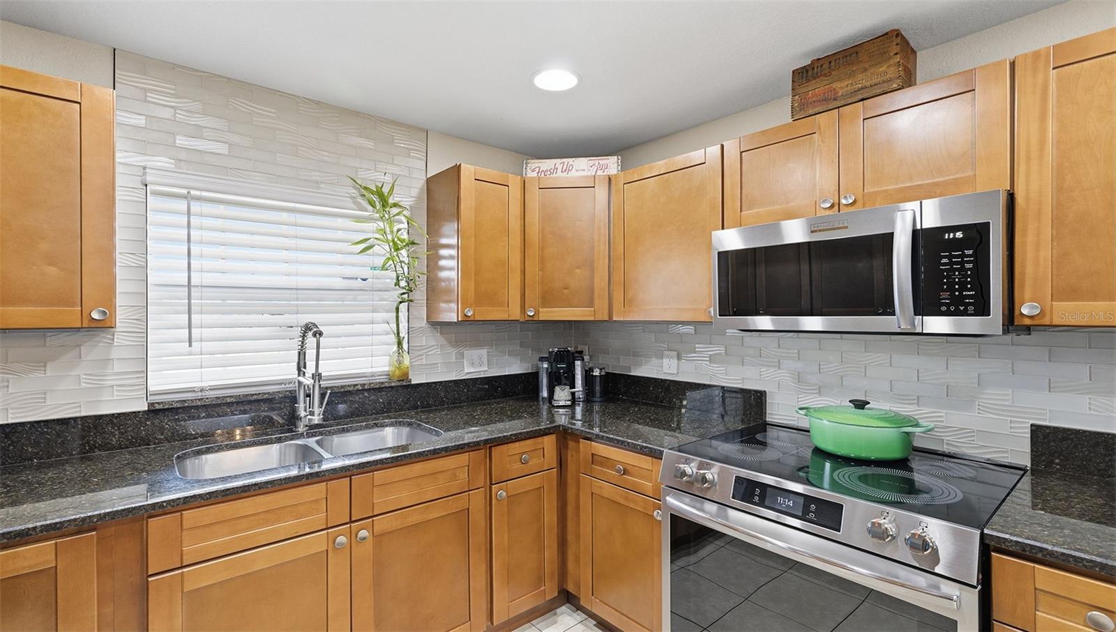 8315 N 37TH ST, TAMPA, FL, 33604