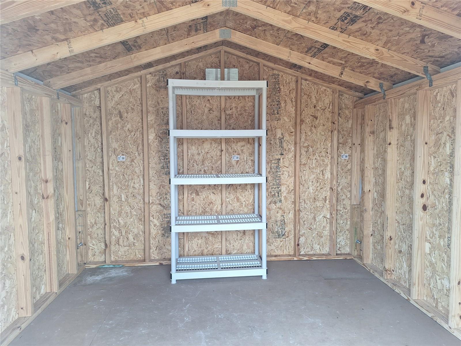 8916 NARCISSUS AVE, SEMINOLE, FL, 33777