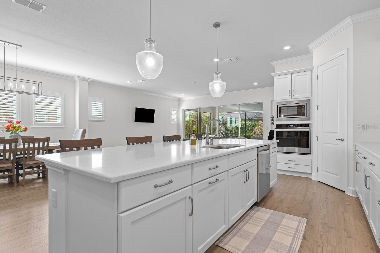 13930 NATURES RESERVE DR, LITHIA, FL, 33547