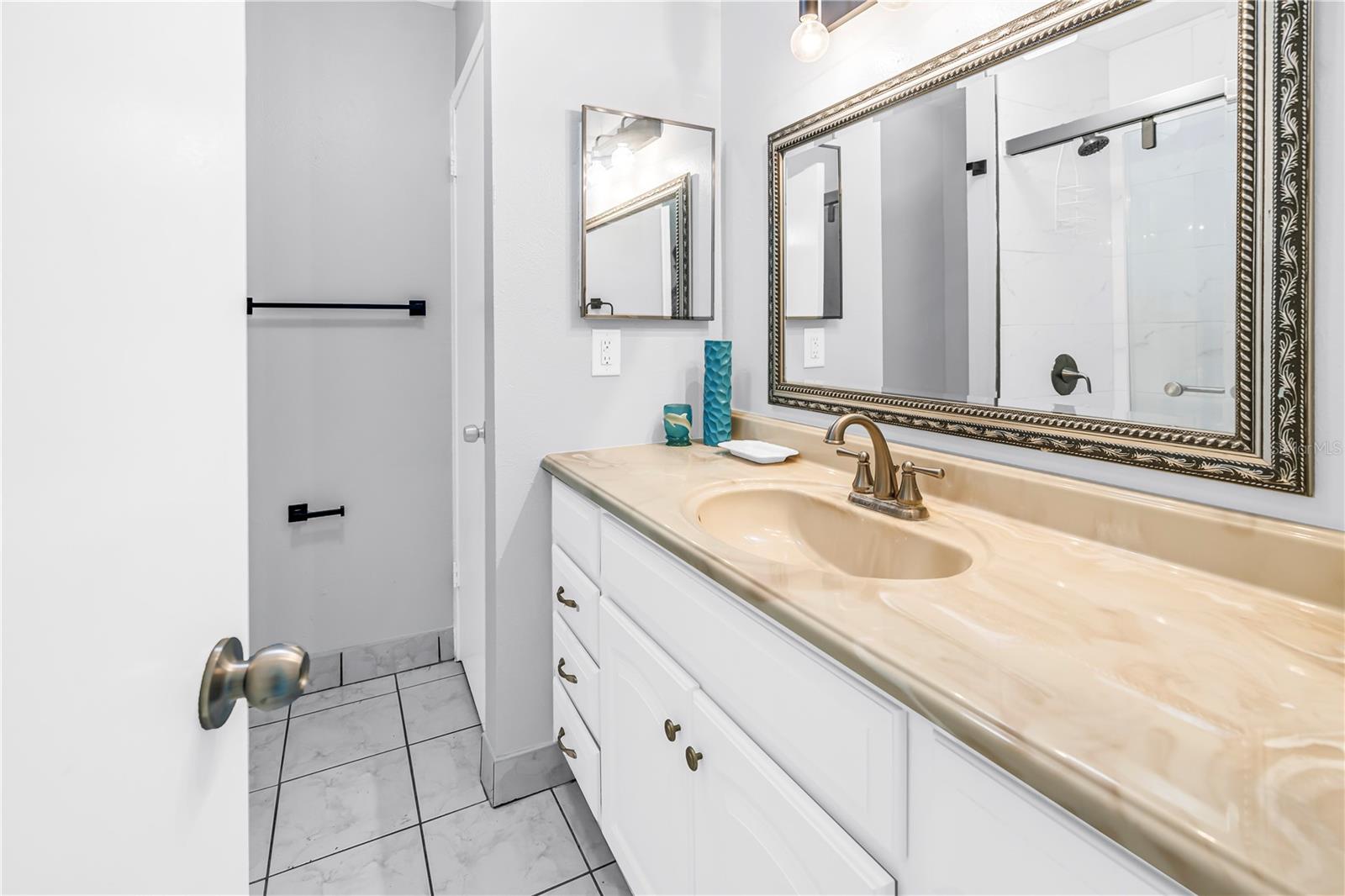 3795 41ST LN S #H, ST PETERSBURG, FL, 33711