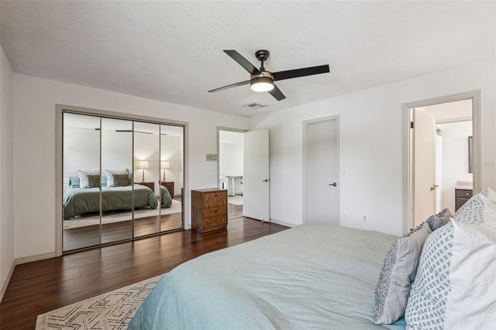 4202 WOODLYNNE LN, ORLANDO, FL, 32812