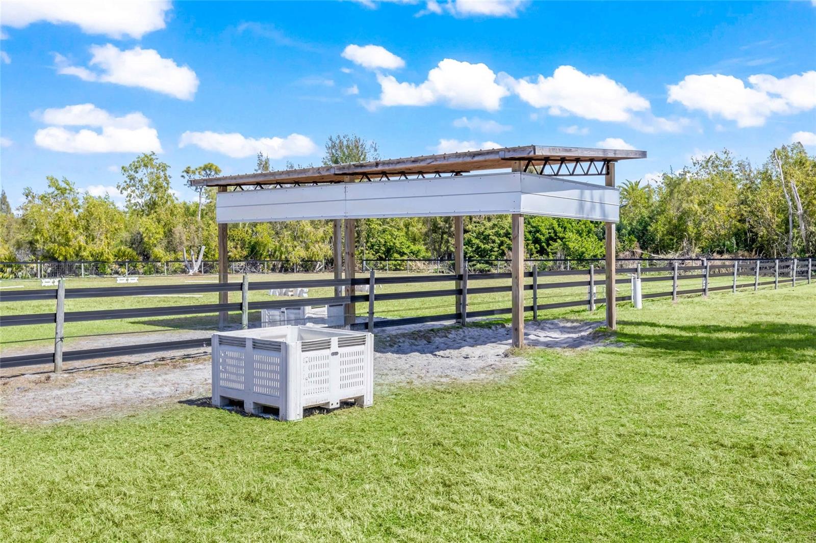 6050 STRINGFELLOW RD, ST JAMES CITY, FL, 33956