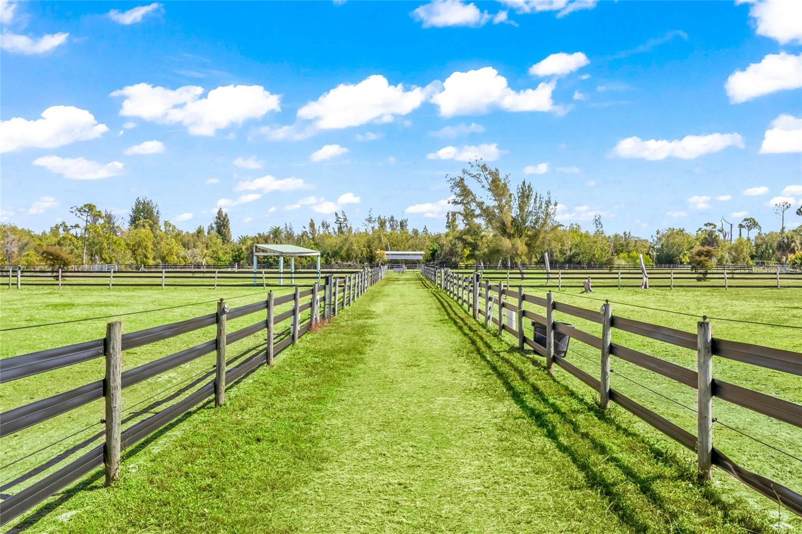 6050 STRINGFELLOW RD, ST JAMES CITY, FL, 33956