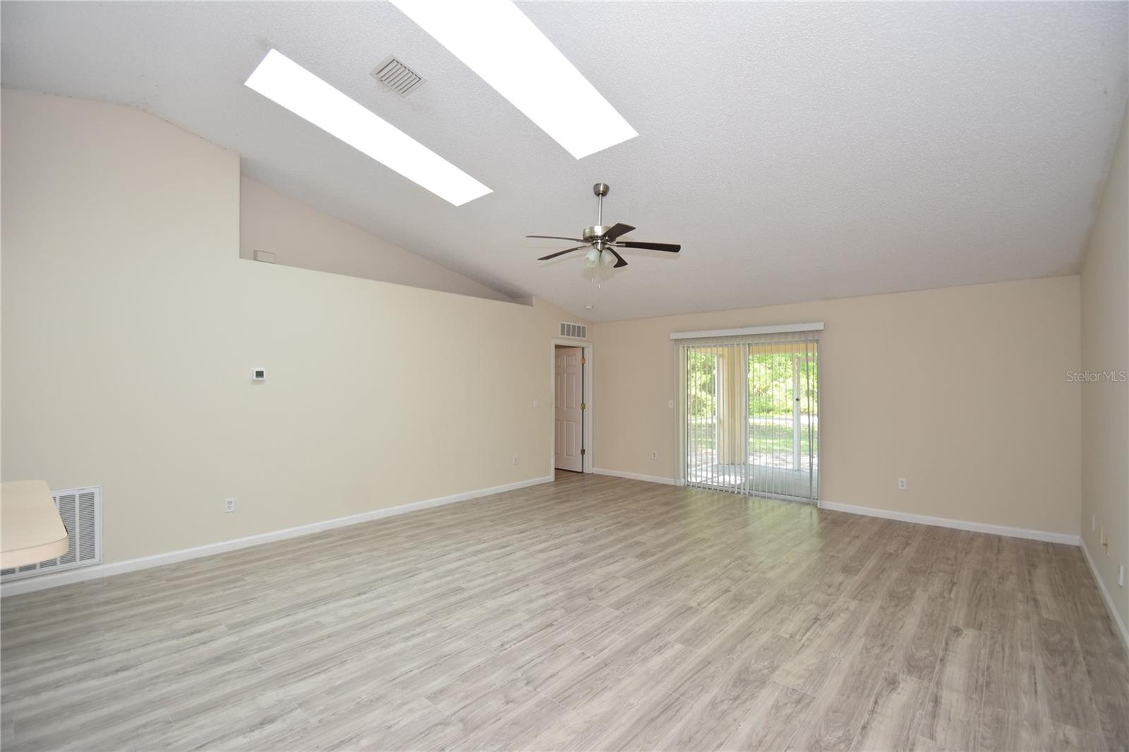 15 WHITE DEER LN, PALM COAST, FL, 32164