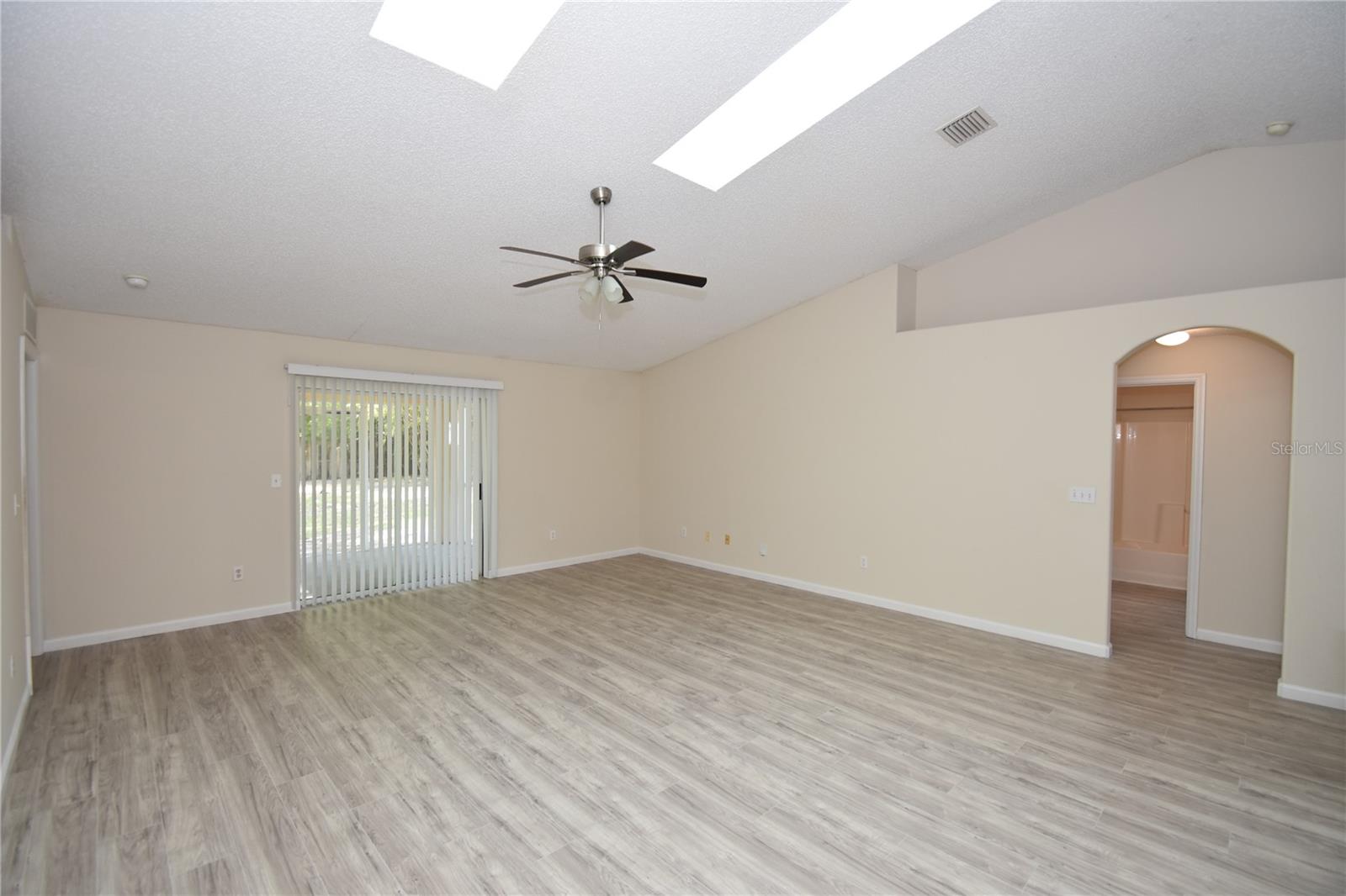 15 WHITE DEER LN, PALM COAST, FL, 32164