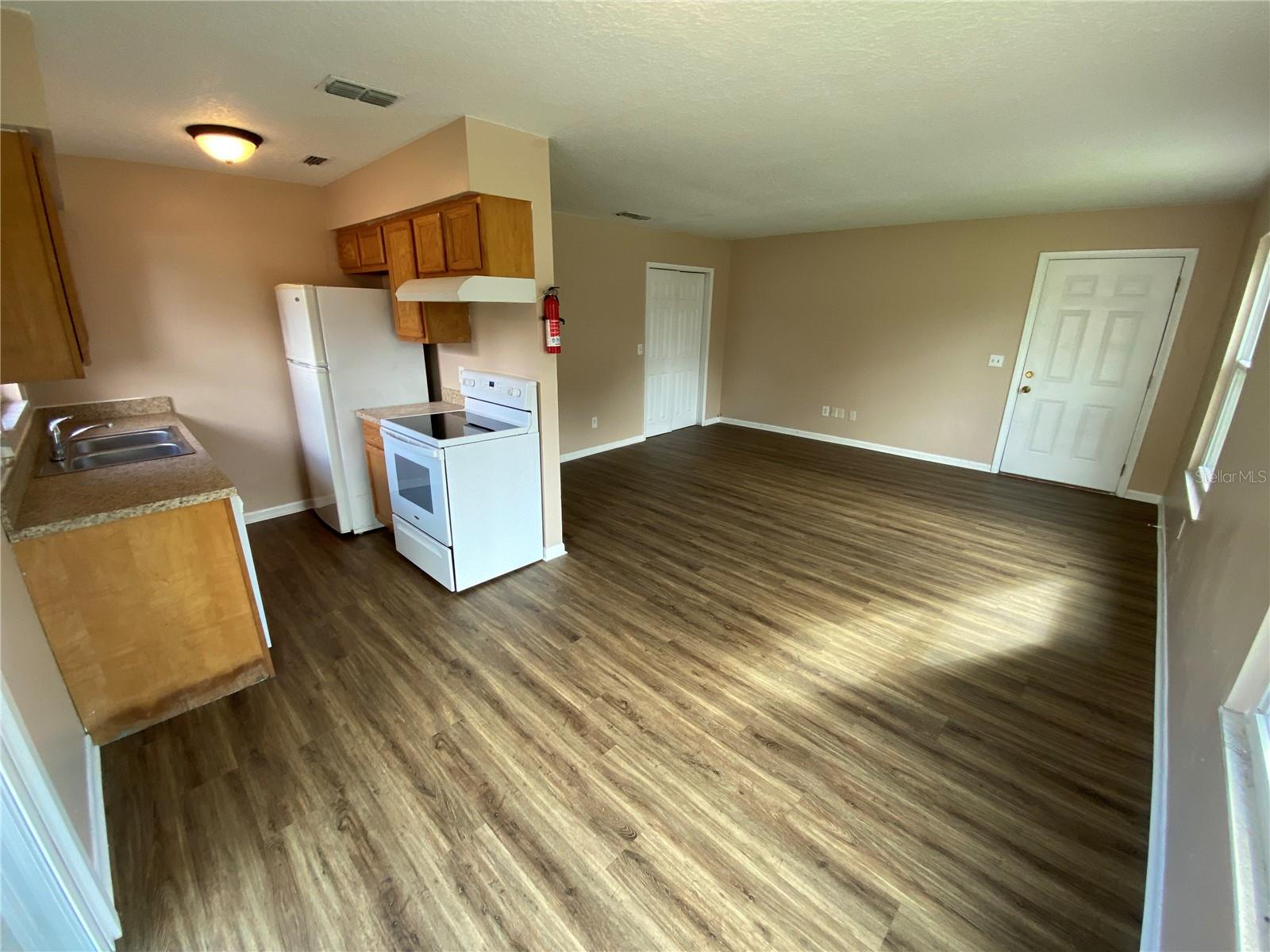 922 BEAU CT, ORANGE CITY, FL, 32763