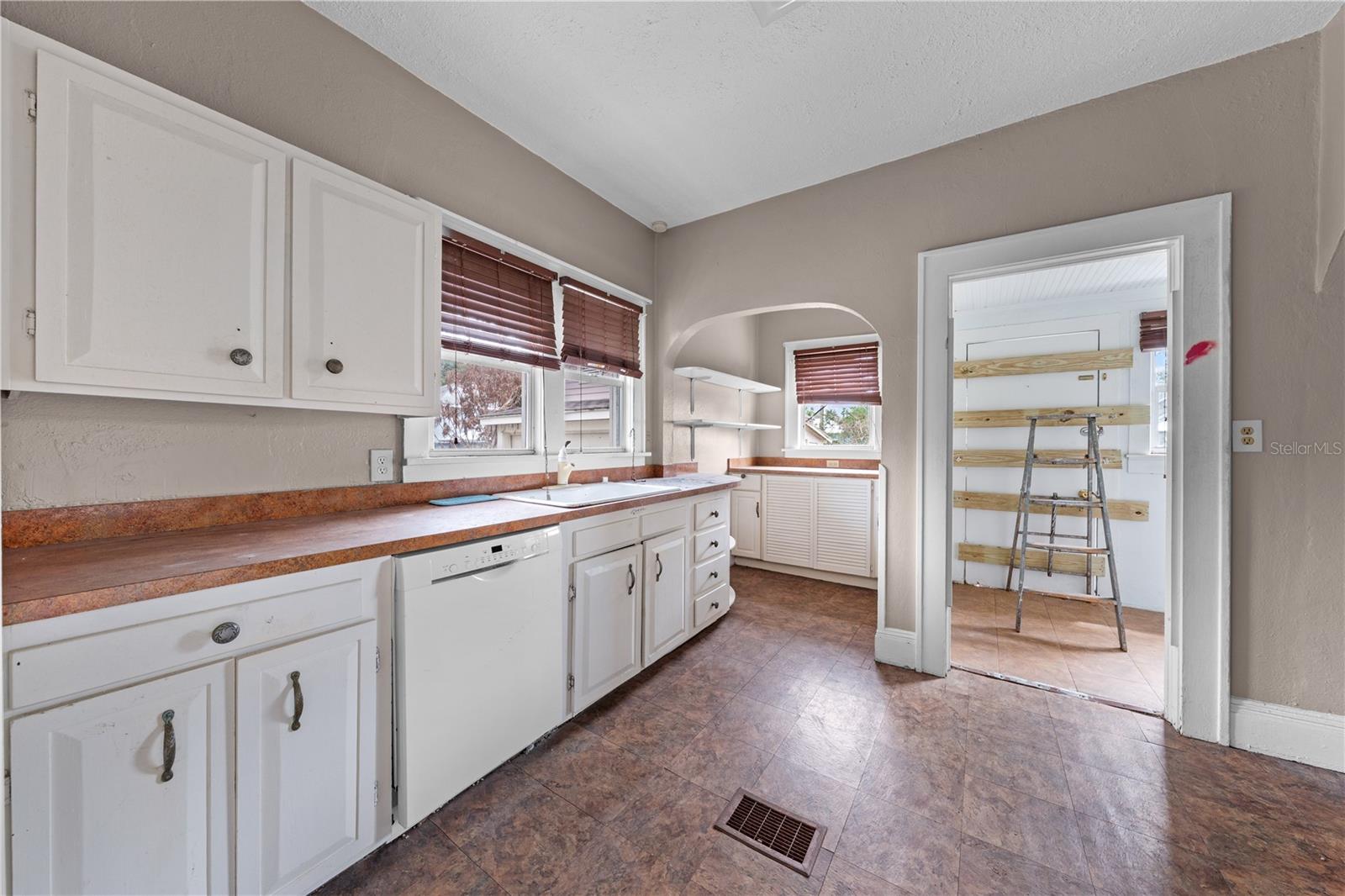 437 NEW YORK AVE, ST CLOUD, FL, 34769