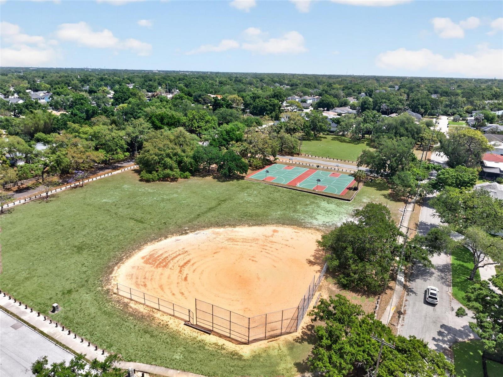 3318 N RIDGE AVE, TAMPA, FL, 33603