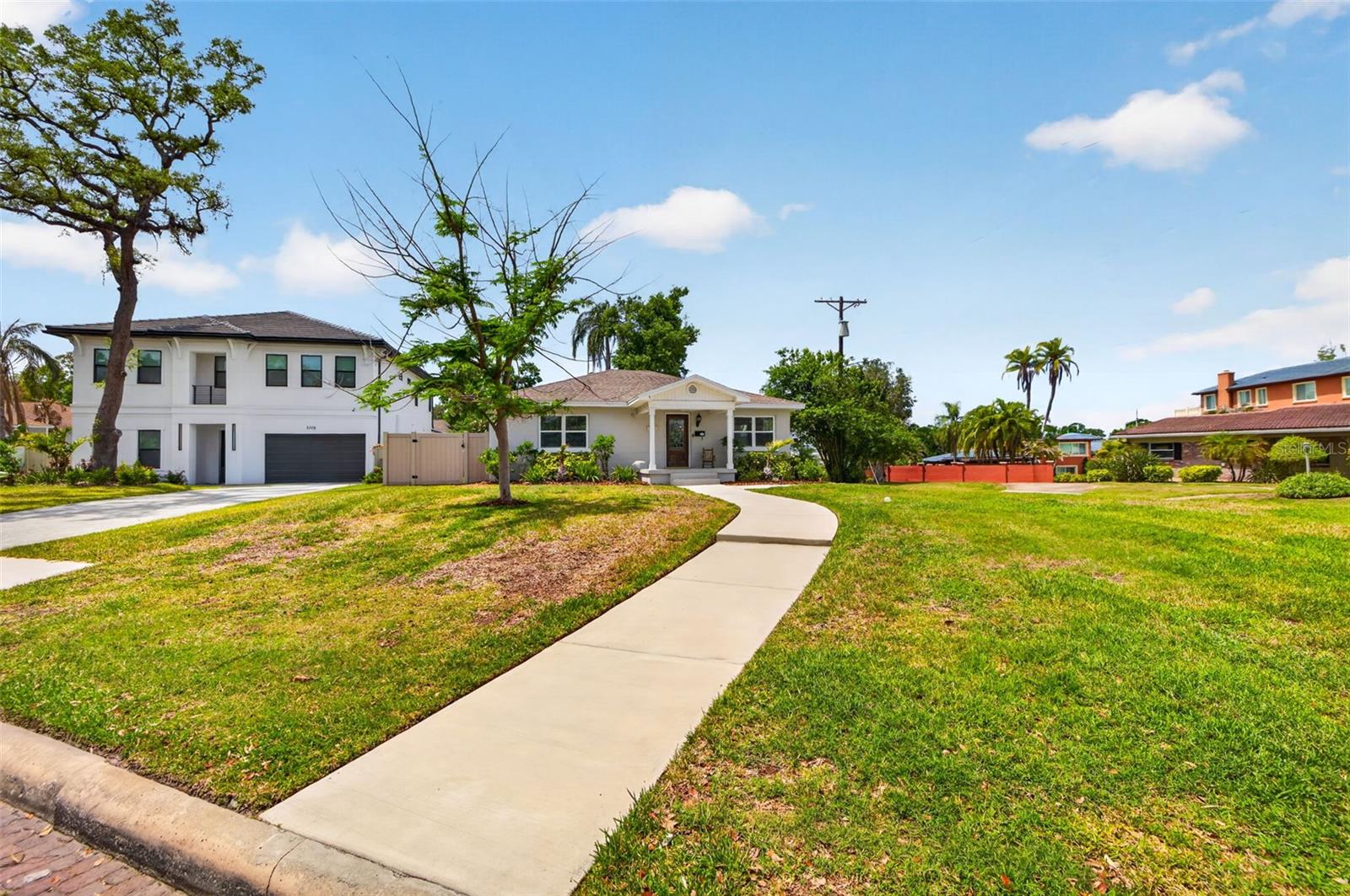 3318 N RIDGE AVE, TAMPA, FL, 33603