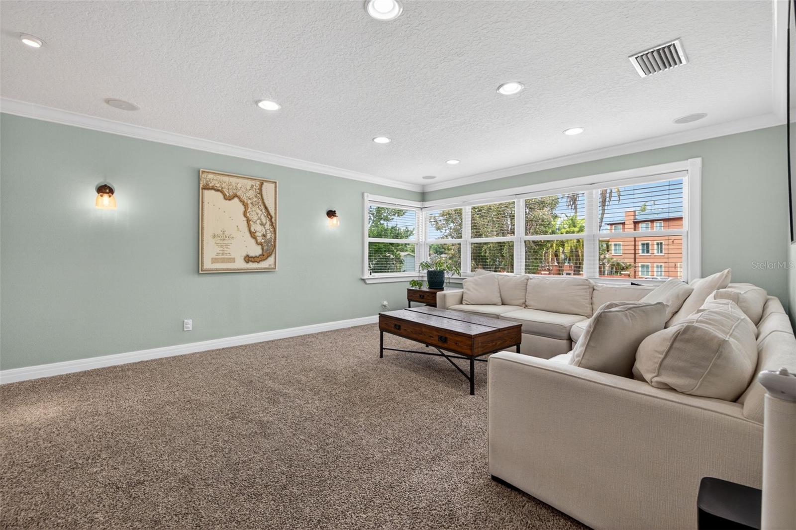 3318 N RIDGE AVE, TAMPA, FL, 33603