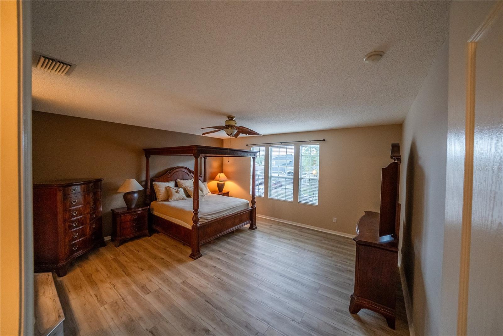 10526 BENEVA DR, TAMPA, FL, 33647