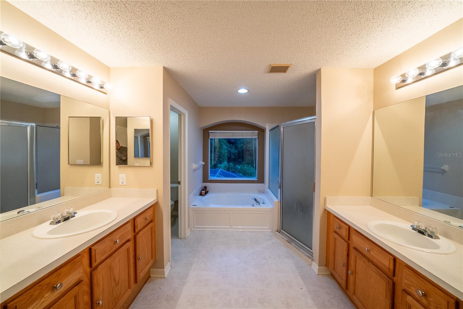 10526 BENEVA DR, TAMPA, FL, 33647