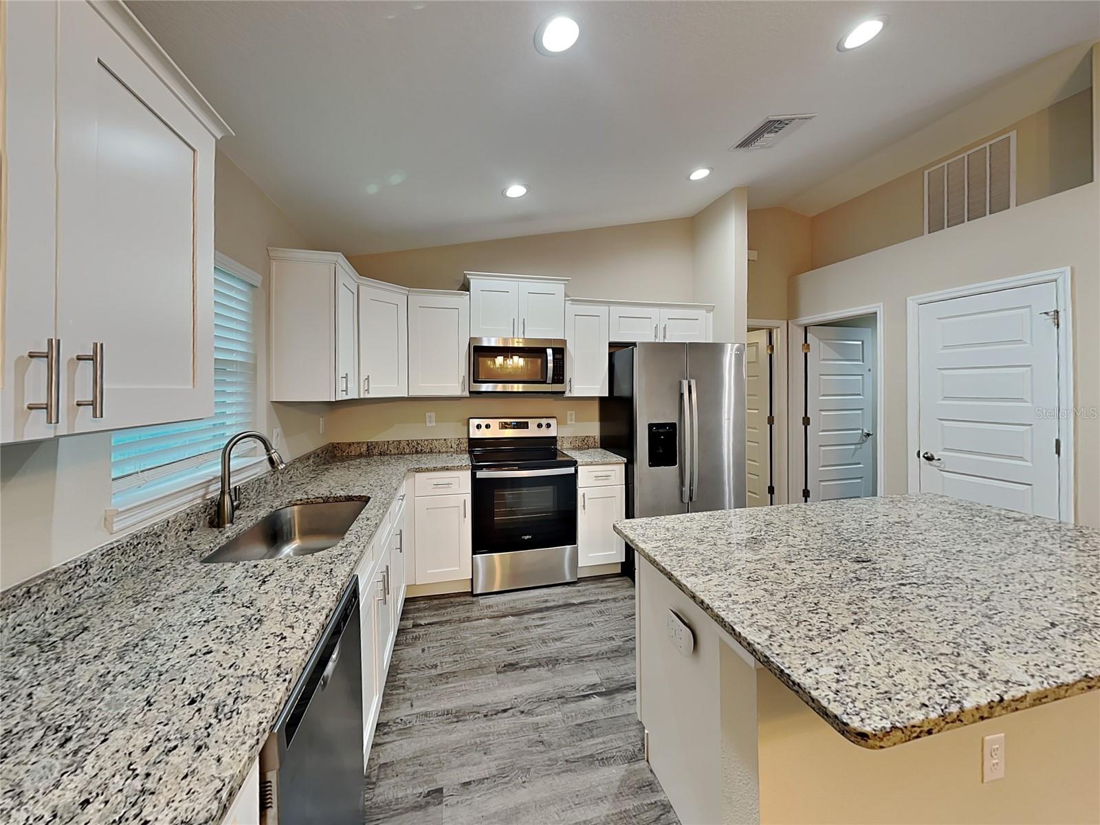 904 W RUM PL, DUNNELLON, FL, 34434