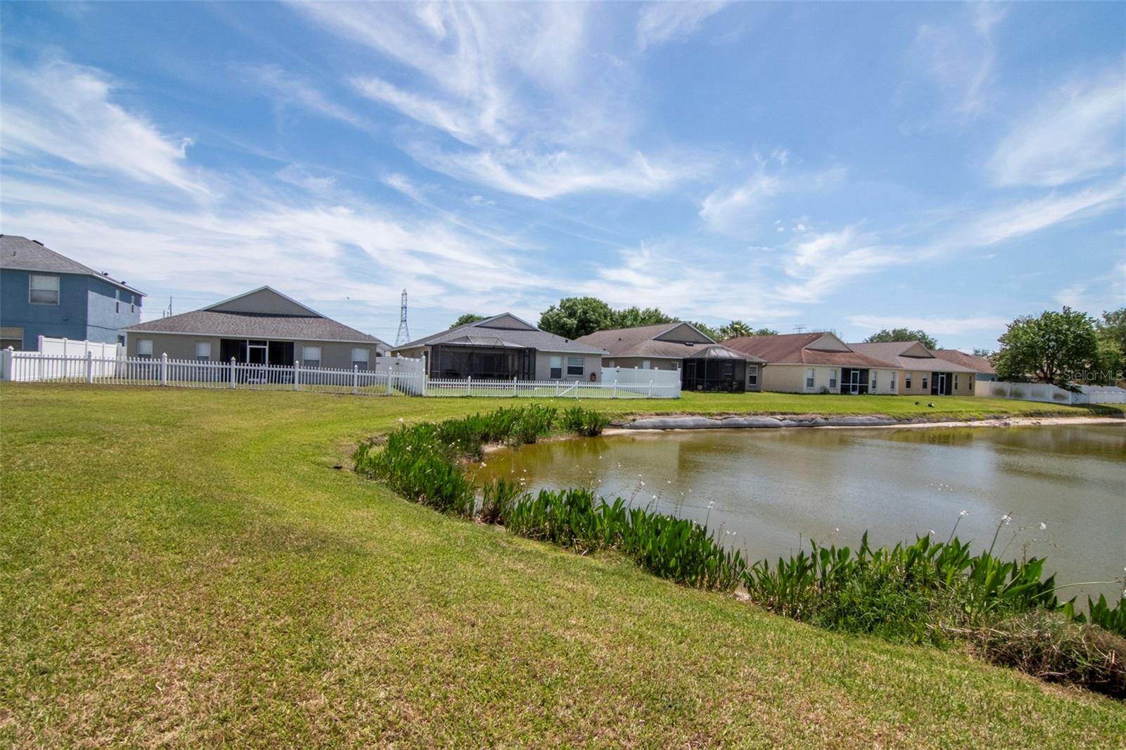 8408 CANTERBURY LAKE BLVD, TAMPA, FL, 33619