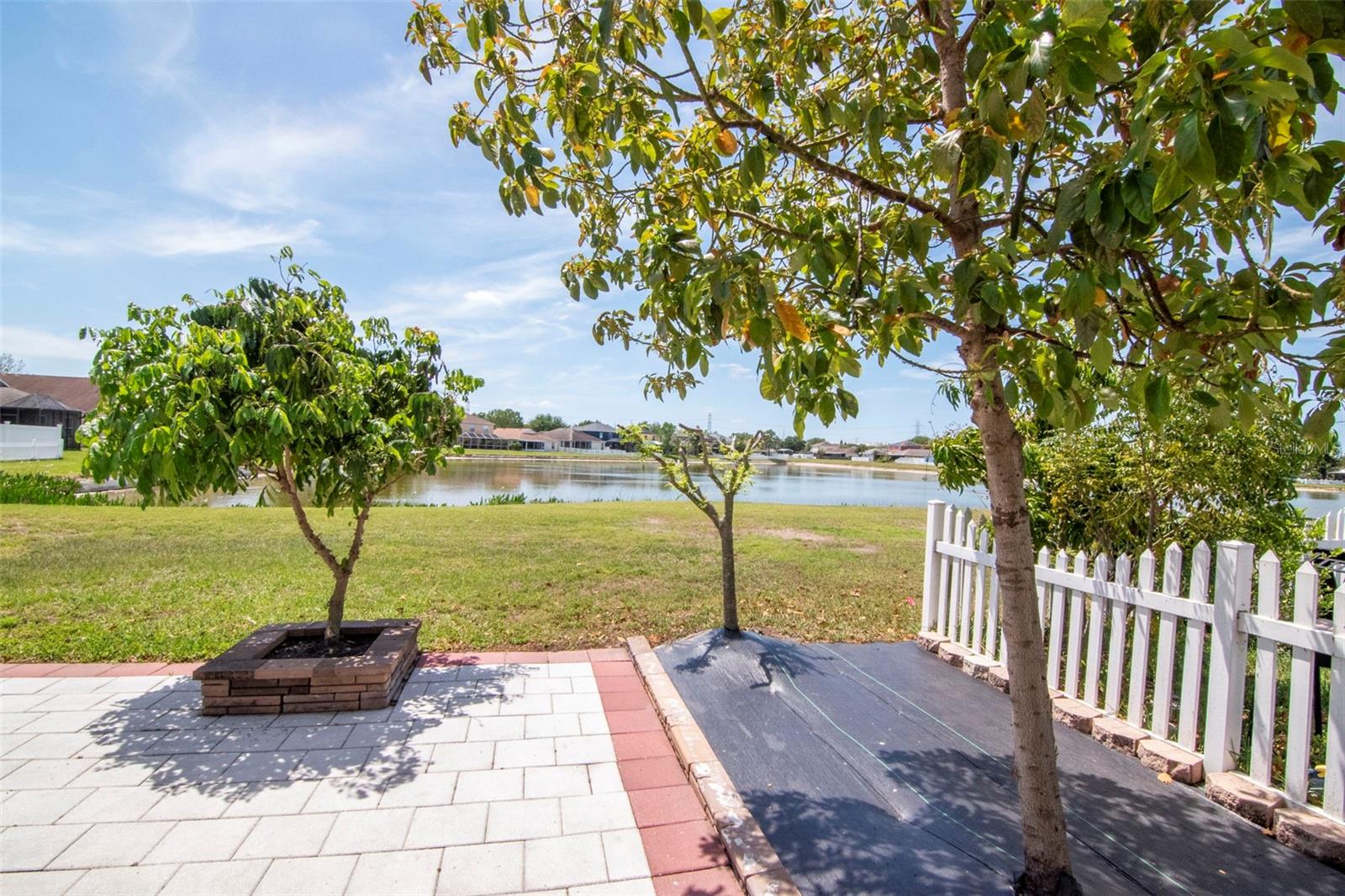 8408 CANTERBURY LAKE BLVD, TAMPA, FL, 33619