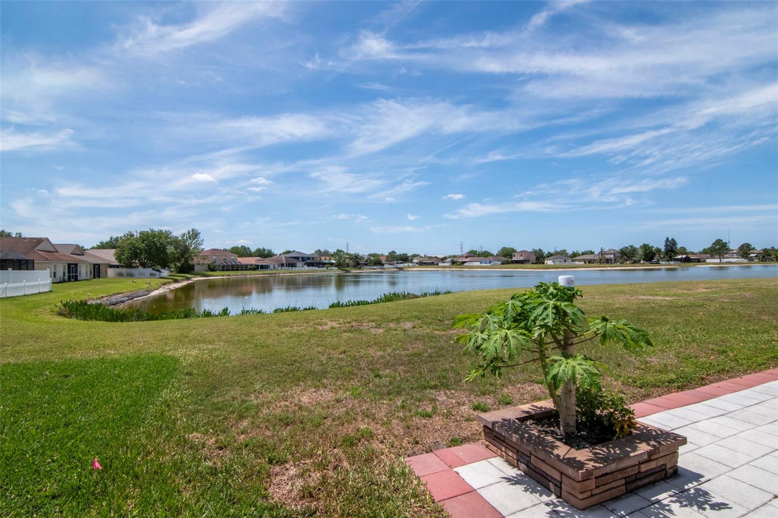 8408 CANTERBURY LAKE BLVD, TAMPA, FL, 33619