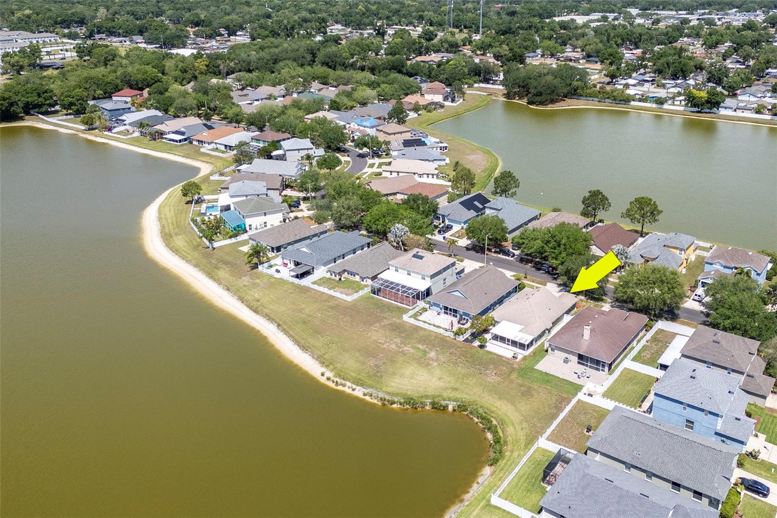 8408 CANTERBURY LAKE BLVD, TAMPA, FL, 33619