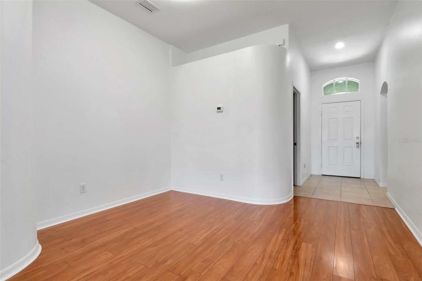 8408 CANTERBURY LAKE BLVD, TAMPA, FL, 33619