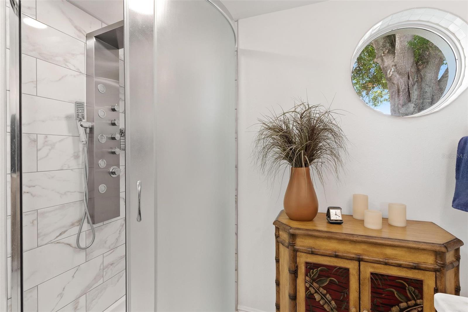 6020 TOPSAIL RD, LADY LAKE, FL, 32159