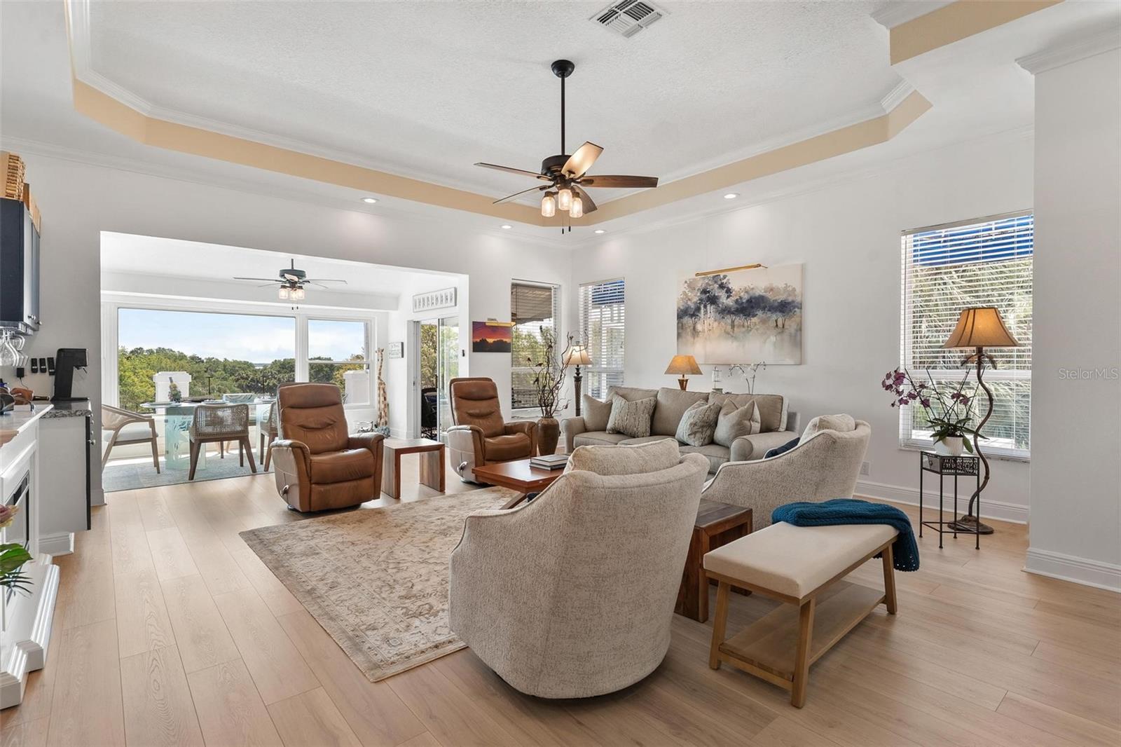 6020 TOPSAIL RD, LADY LAKE, FL, 32159