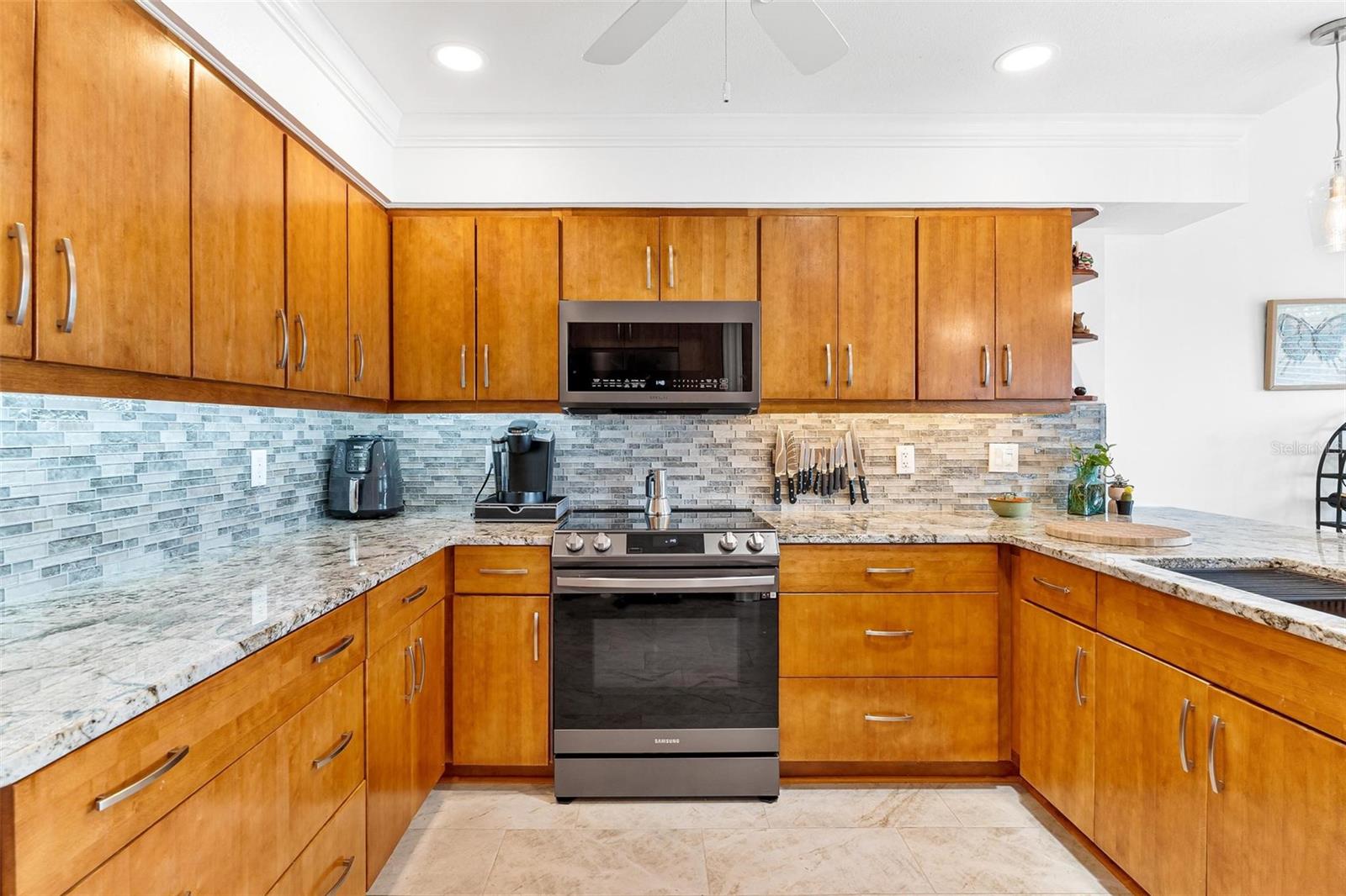 6020 TOPSAIL RD, LADY LAKE, FL, 32159