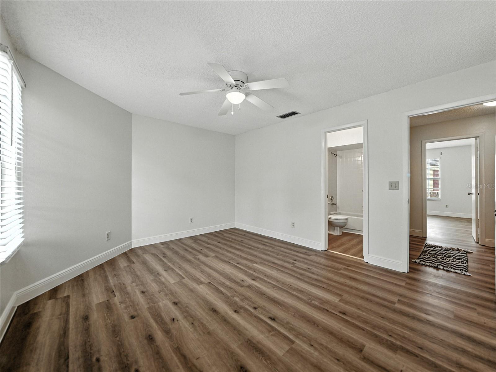 1816 MILL RUN CIR, TAMPA, FL, 33613