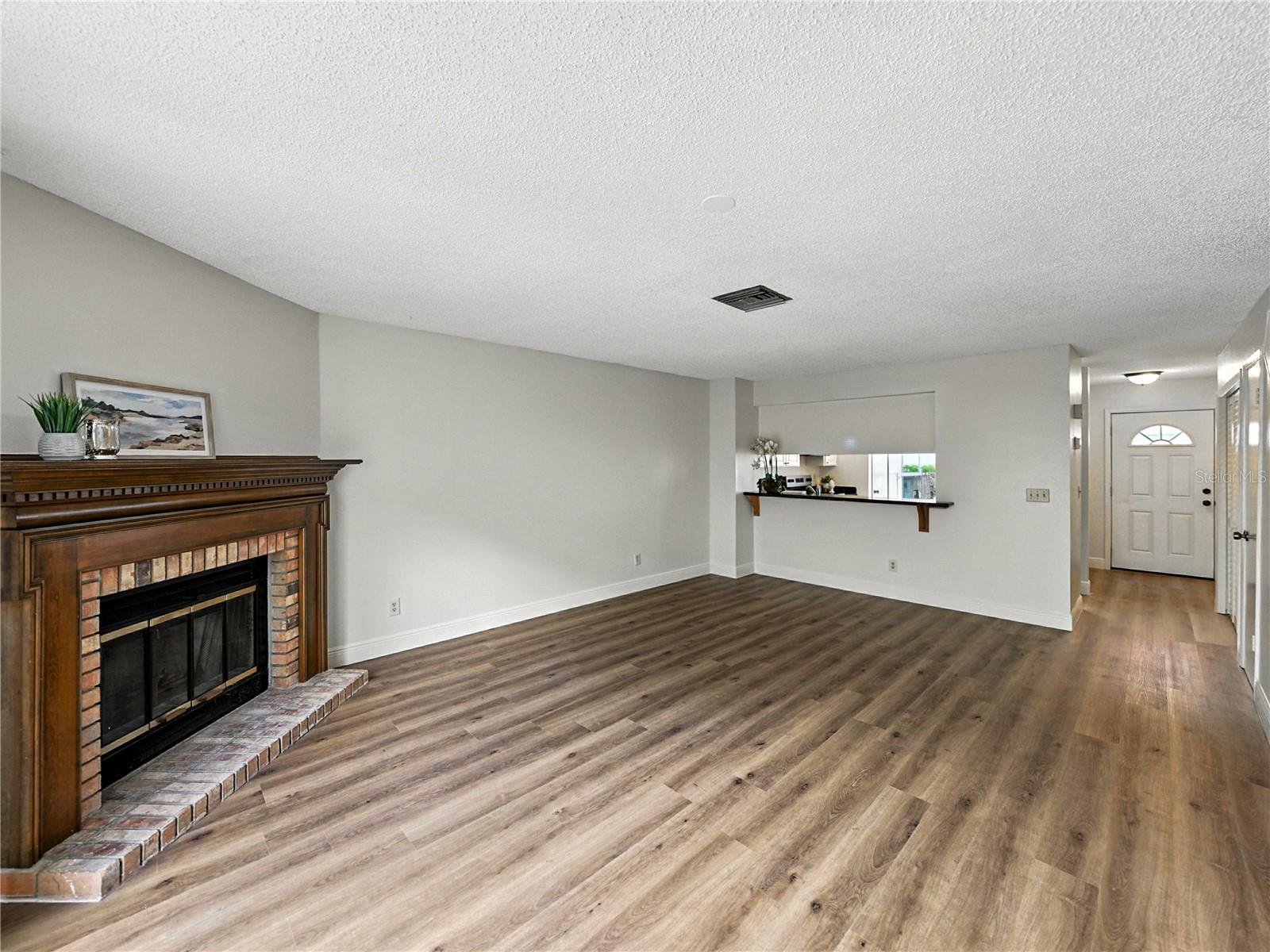 1816 MILL RUN CIR, TAMPA, FL, 33613