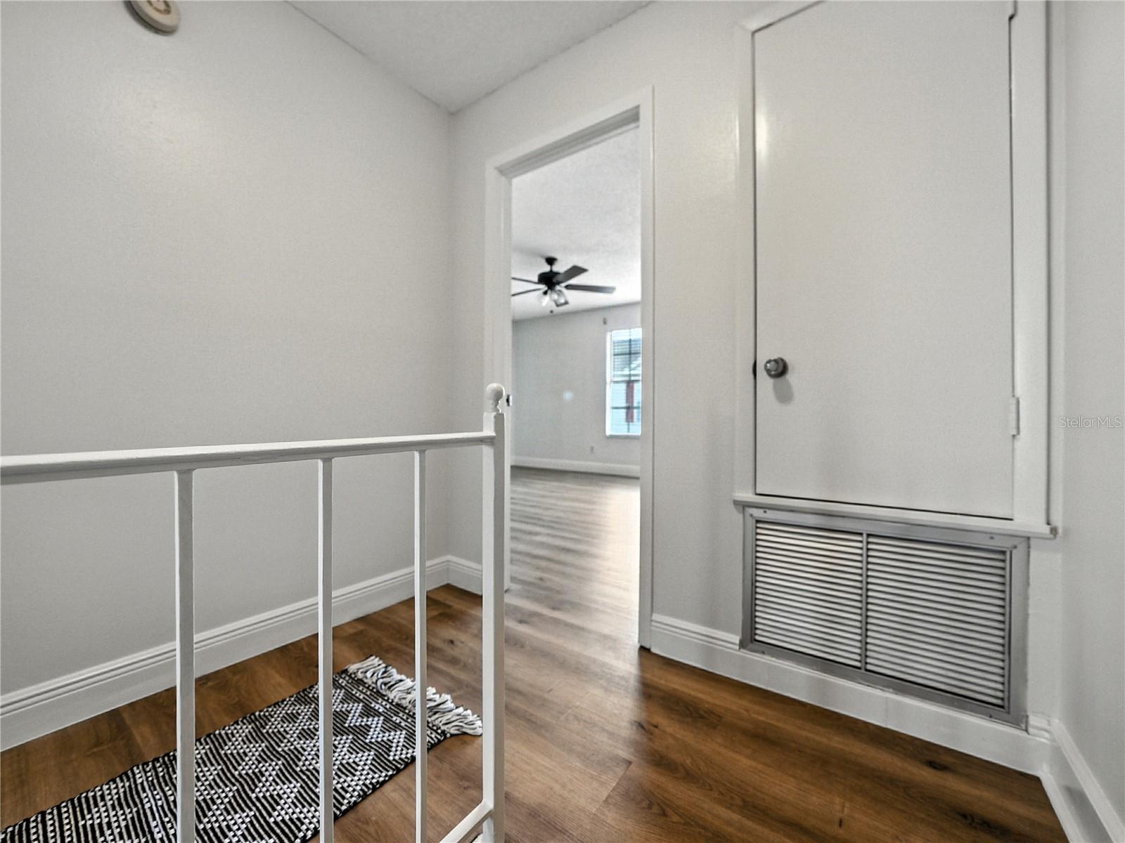 1816 MILL RUN CIR, TAMPA, FL, 33613