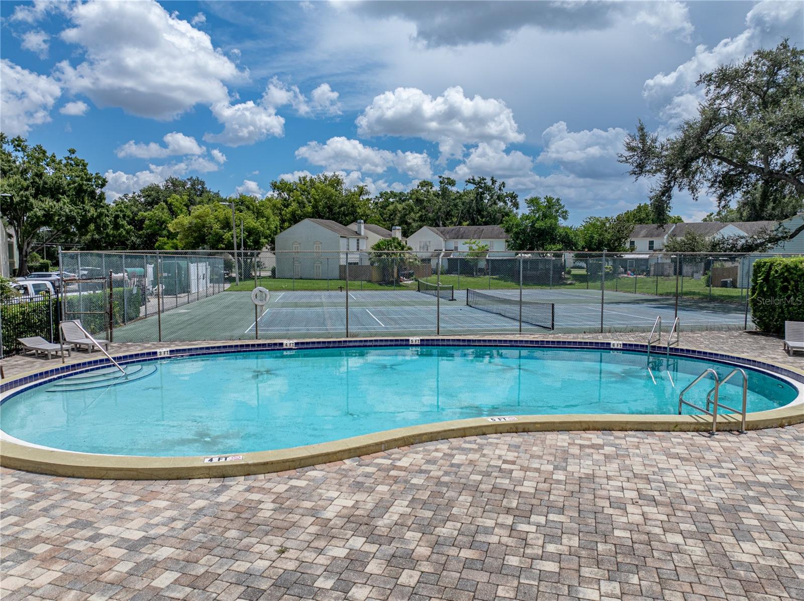 1816 MILL RUN CIR, TAMPA, FL, 33613