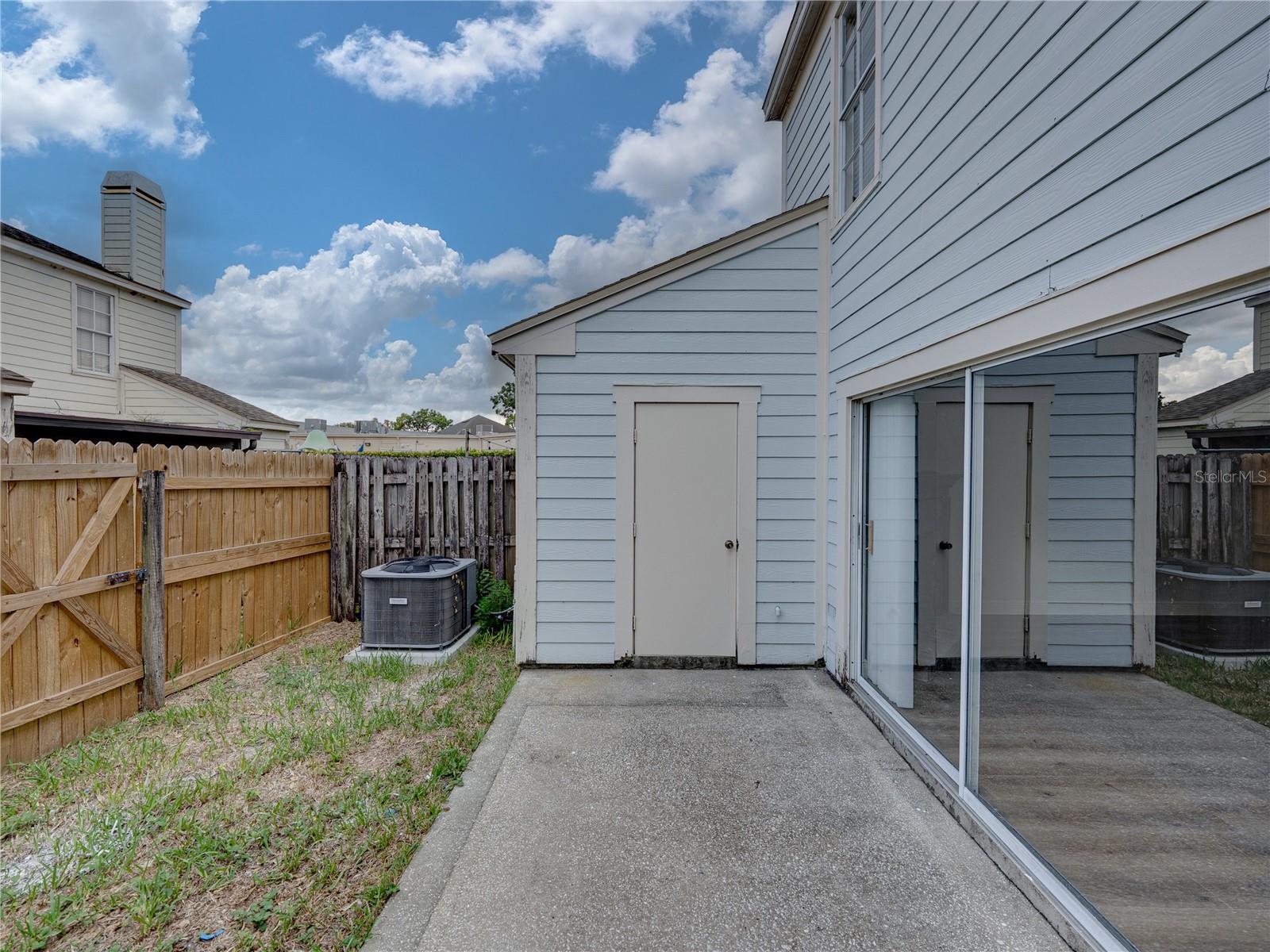 1816 MILL RUN CIR, TAMPA, FL, 33613